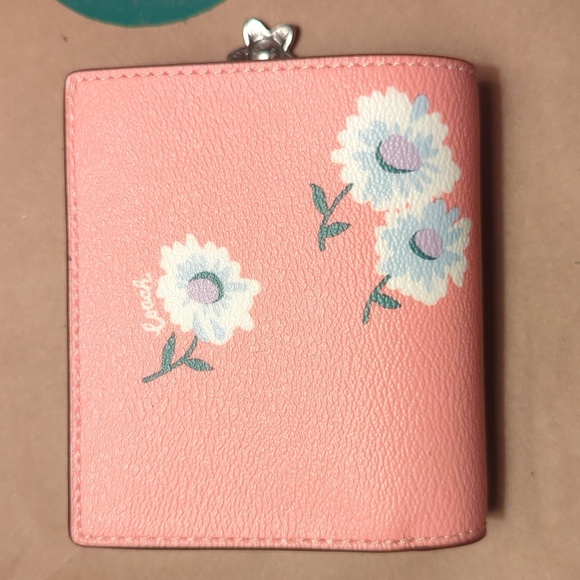 Daisy coach wallet - Picture 2 of 5